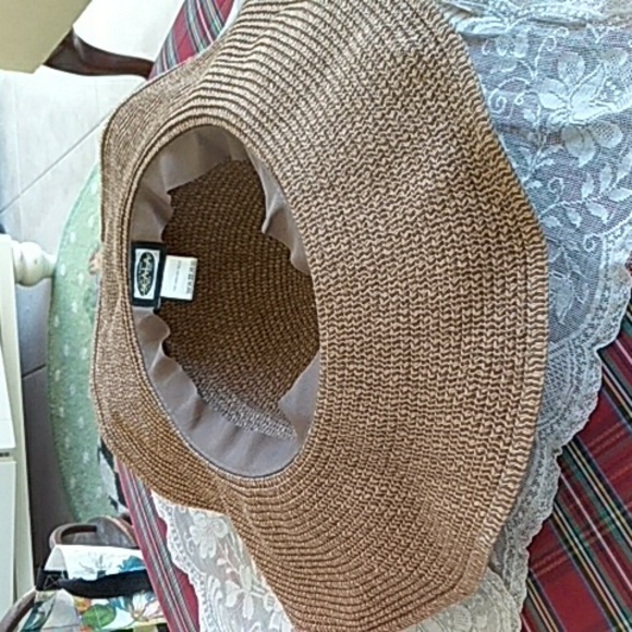 SCALA Sun Hat - Picture 3 of 4